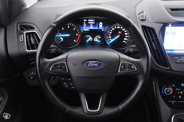 Ford Kuga 18