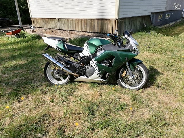 Honda cbr900rr-sc44a/929 4