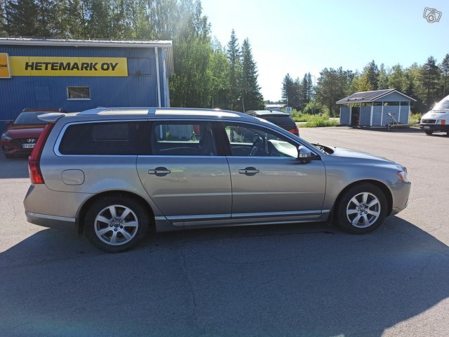 Volvo V70 2