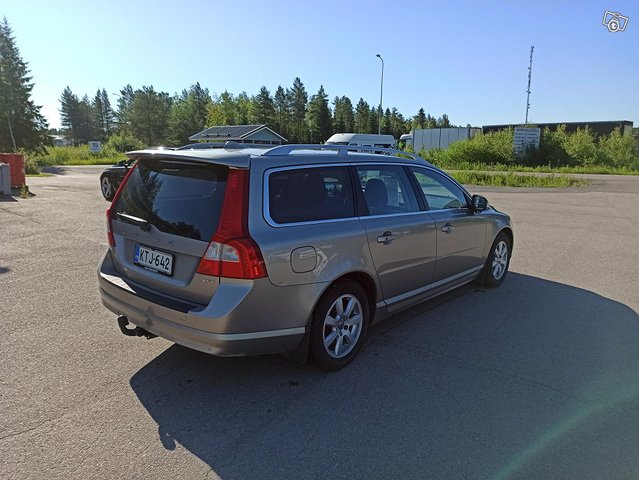 Volvo V70 23