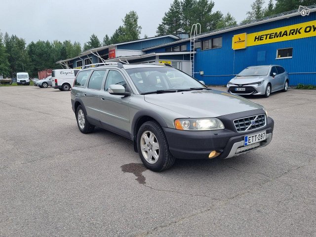 Volvo XC70