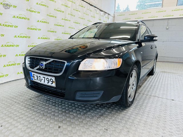 Volvo V50