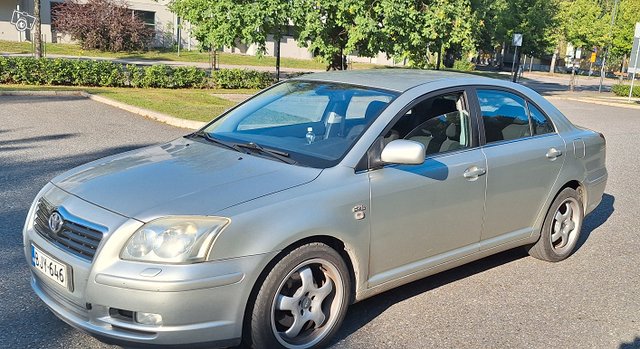 Toyota Avensis, kuva 1