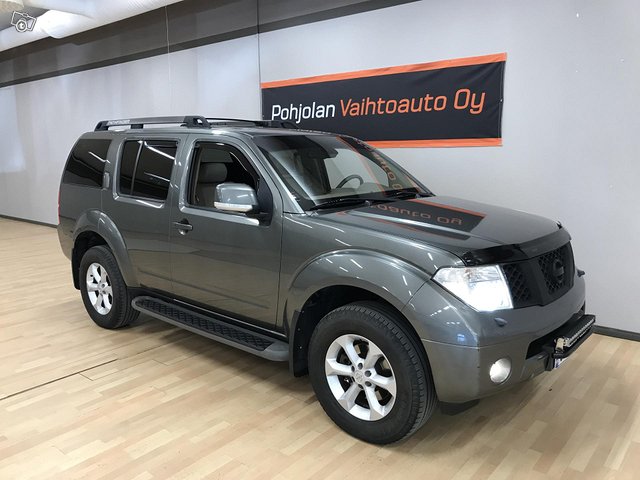 Nissan PATHFINDER