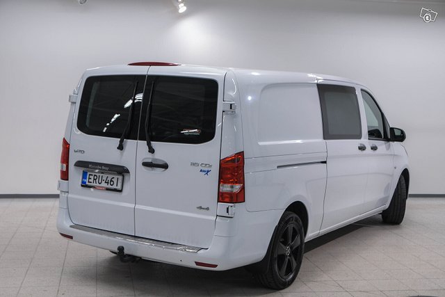 Mercedes-Benz Vito 5