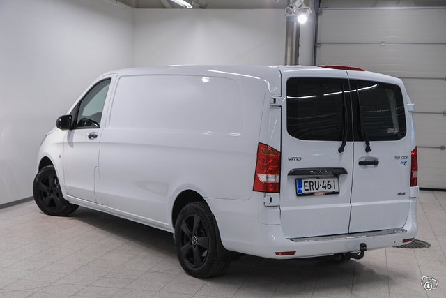 Mercedes-Benz Vito 7