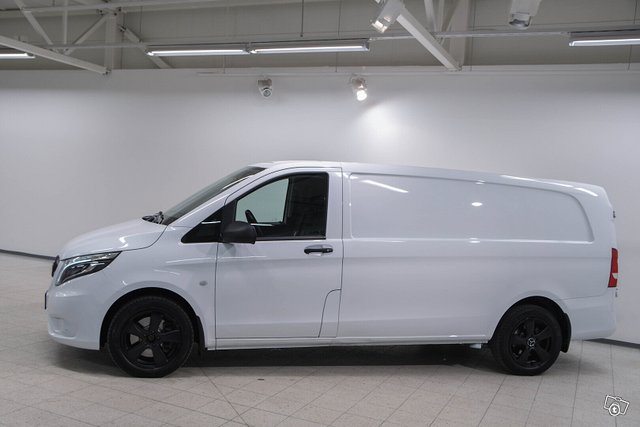 Mercedes-Benz Vito 8