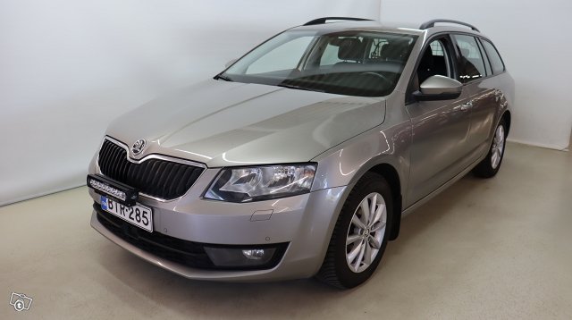 Skoda OCTAVIA, kuva 1