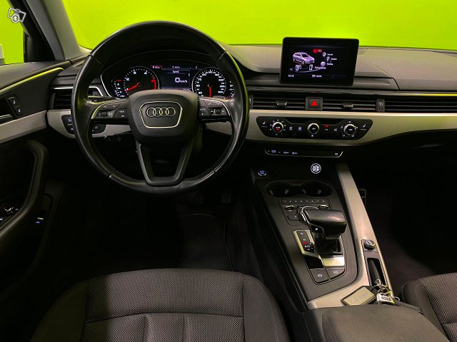 Audi A4 9