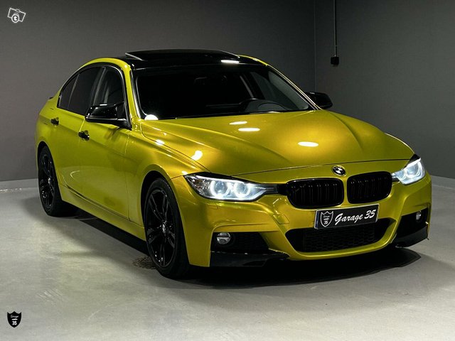 BMW 330