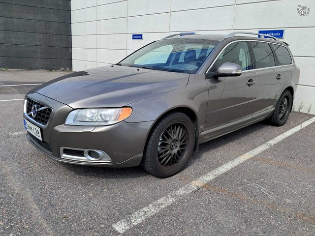 Volvo V70, kuva 1