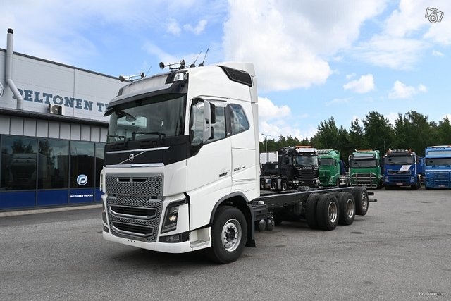 Volvo FH650 8x4*4 Tridem Alusta, kuva 1