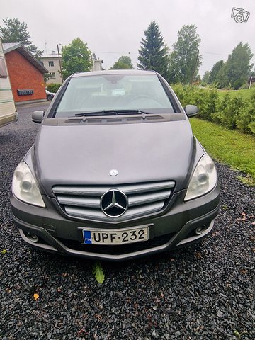 Mercedes-Benz B 180, kuva 1