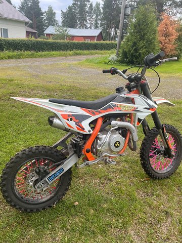 X-moto crossimopo, kuva 1