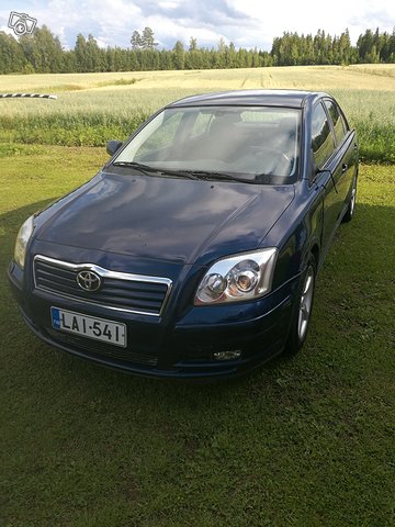 Toyota Avensis, kuva 1