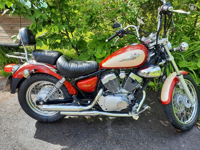 Yamaha XV250 Virago 1