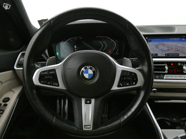 BMW 330 15