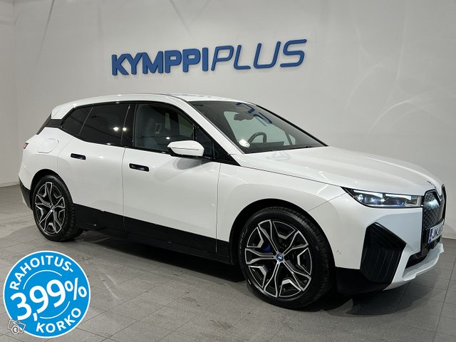 BMW IX, kuva 1