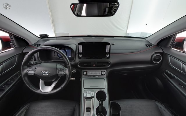 Hyundai Kona Electric 8