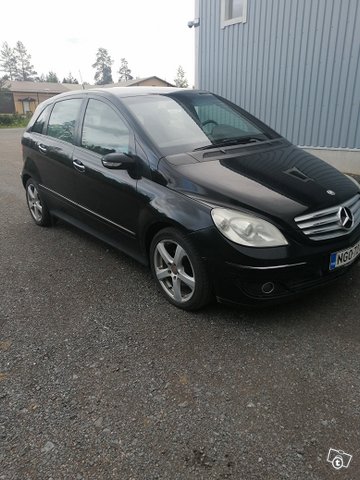 Mercedes-Benz B 200, kuva 1