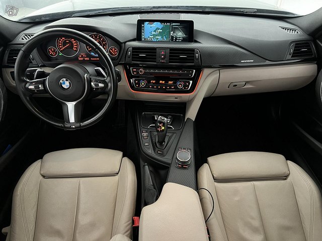 BMW 330 18