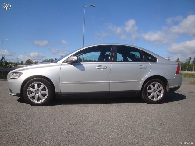 Volvo S40