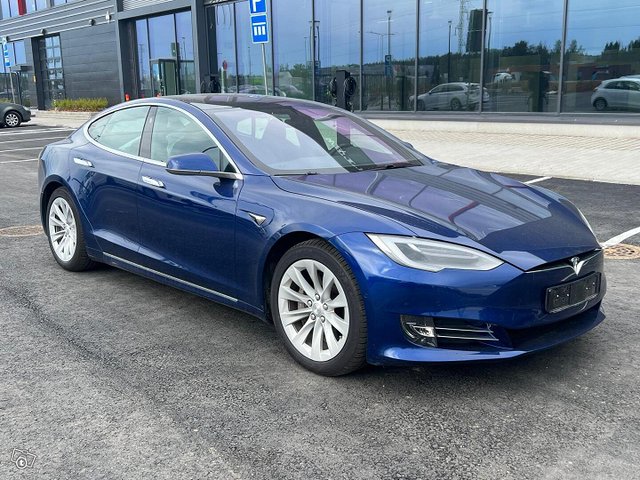 TESLA Model S, kuva 1