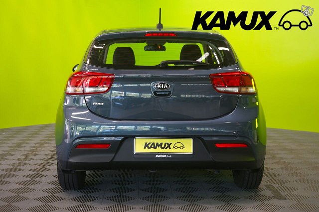 Kia Rio 8