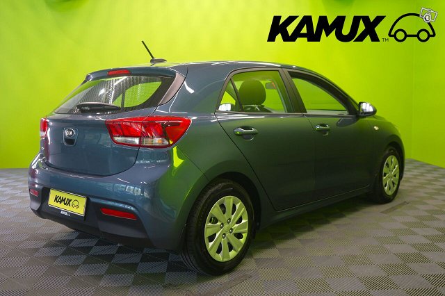 Kia Rio 9