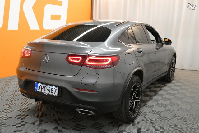 Mercedes-Benz GLC 8