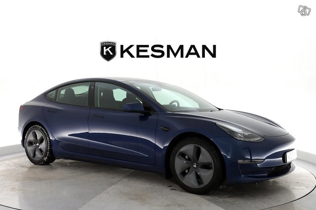 Tesla Model 3 7