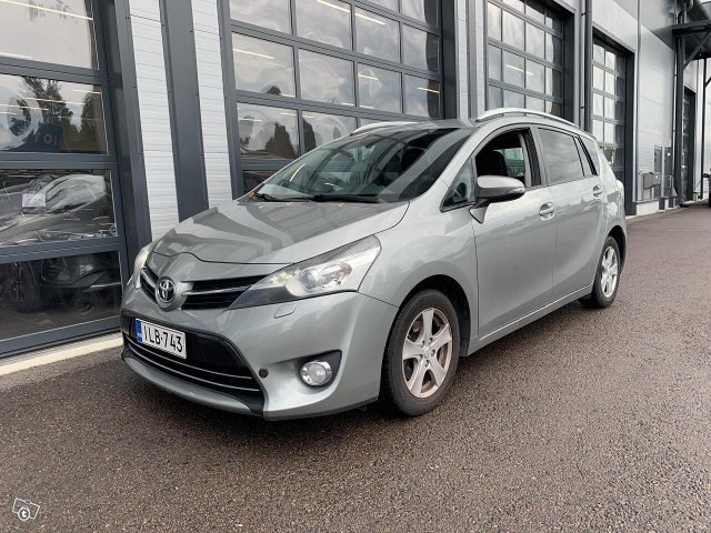 Toyota Verso, kuva 1