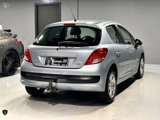 Peugeot 207 14