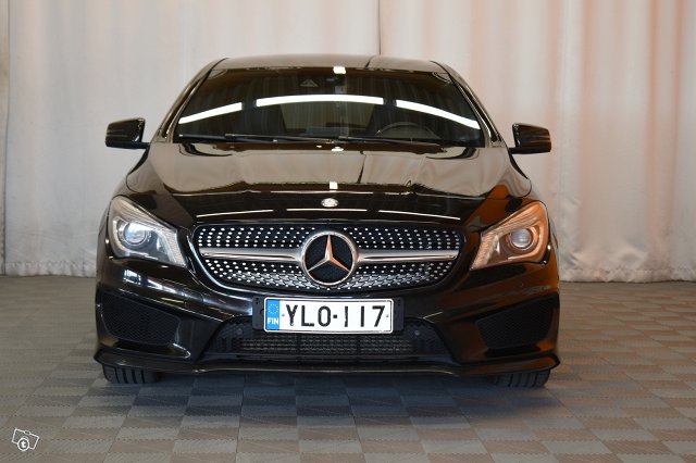 Mercedes-Benz CLA 2