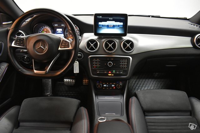 Mercedes-Benz CLA 13