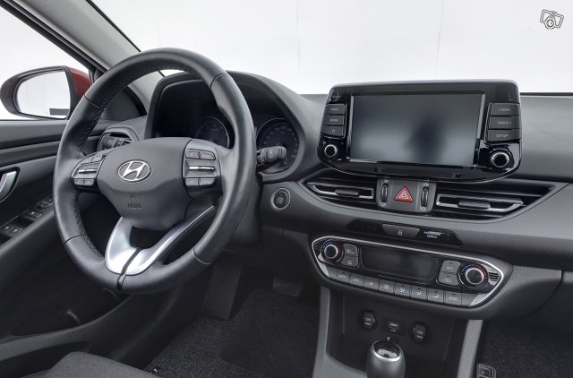 HYUNDAI I30 Hatchback 11