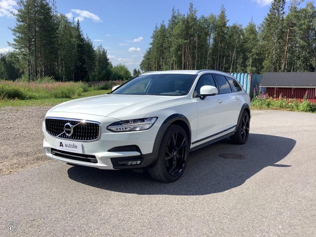 Volvo V90 Cross Country