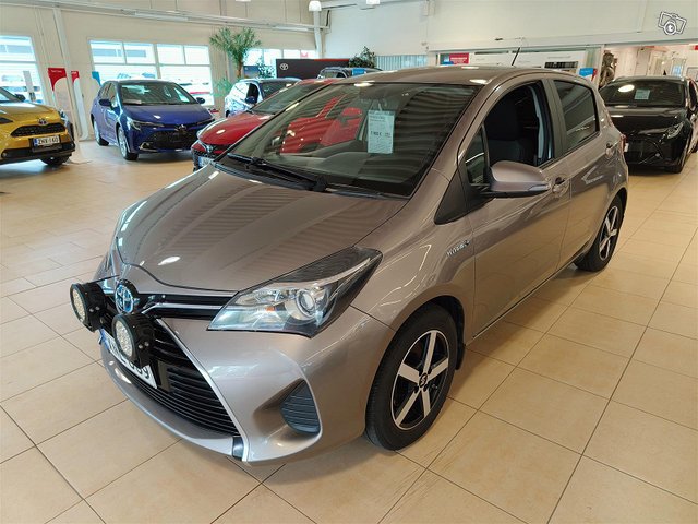 TOYOTA YARIS, kuva 1