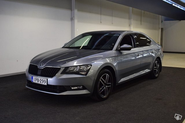 SKODA Superb, kuva 1