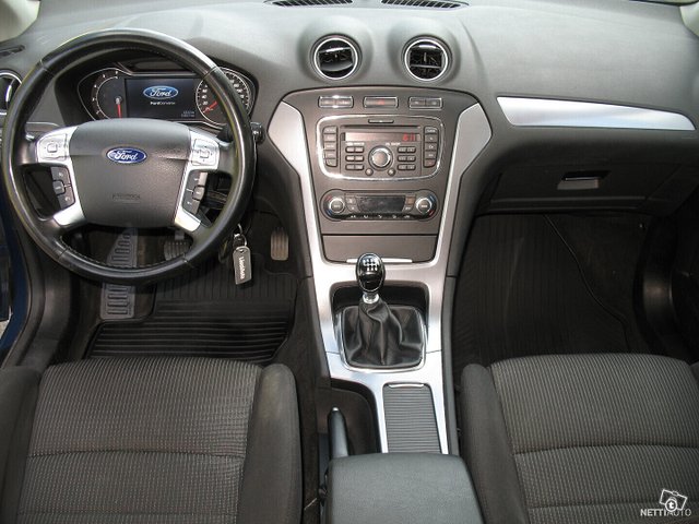 Ford Mondeo 25