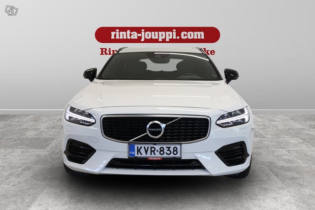 VOLVO V90 2