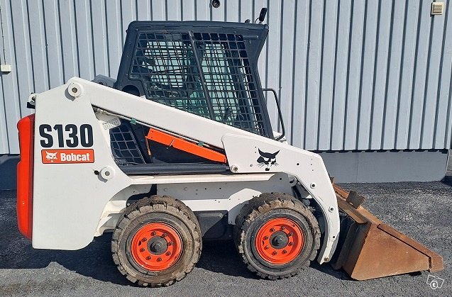 Bobcat S130 + Kauha, hinta sis alv, kuva 1