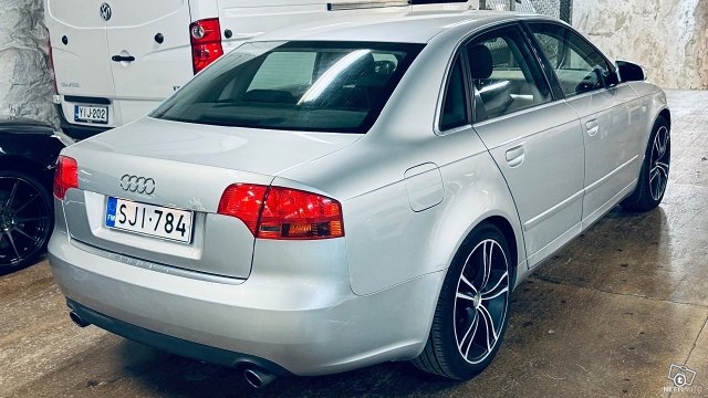 Audi A4 9