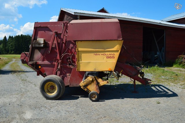 New Holland 865 pyöröpaalain, kuva 1