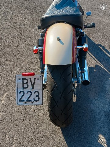 Yamaha Virago 250cm3 4