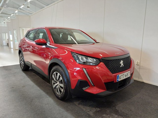 Peugeot 2008 8