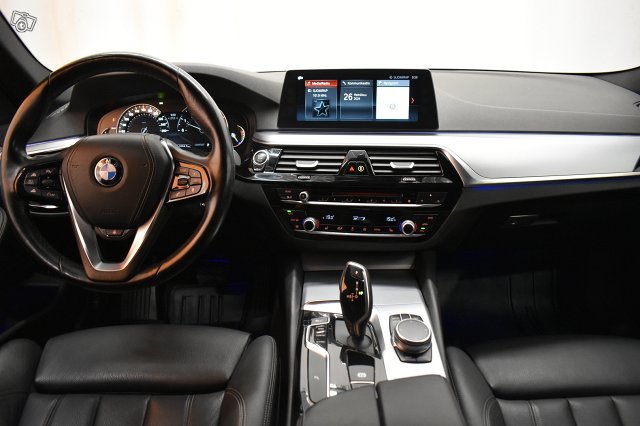 BMW 520 13