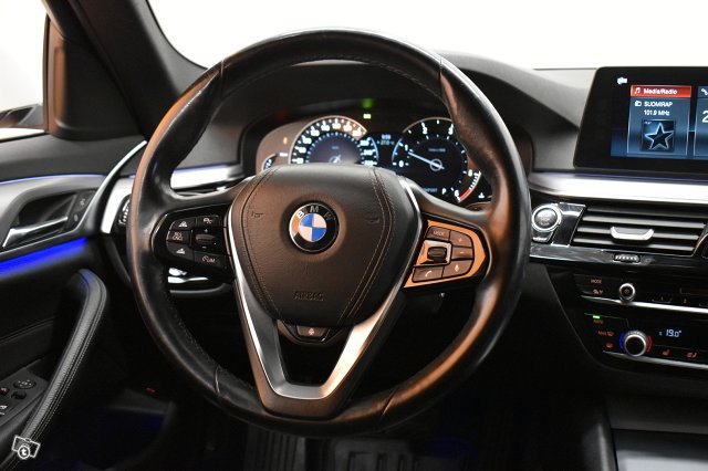 BMW 520 14