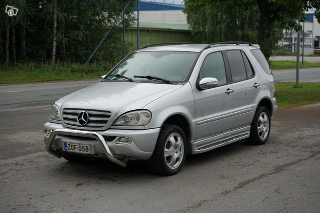 Mercedes-Benz ML, kuva 1