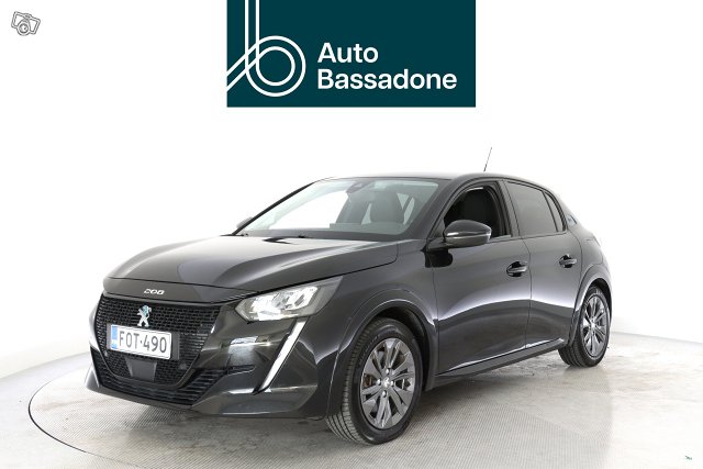 PEUGEOT E-208 3